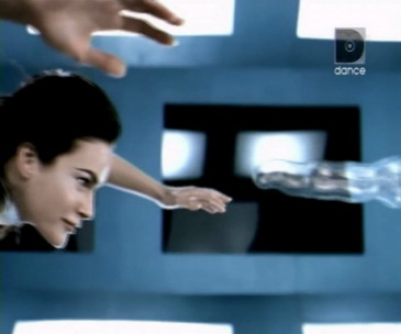 Siempre sacan chicas majas...