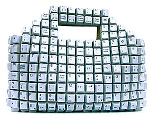 Bolso teclado blanco